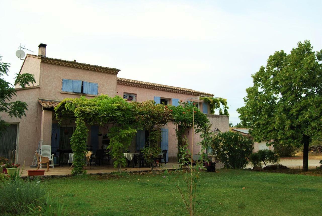 L'Oustau Dei Sol Apartament Monteux Zewnętrze zdjęcie